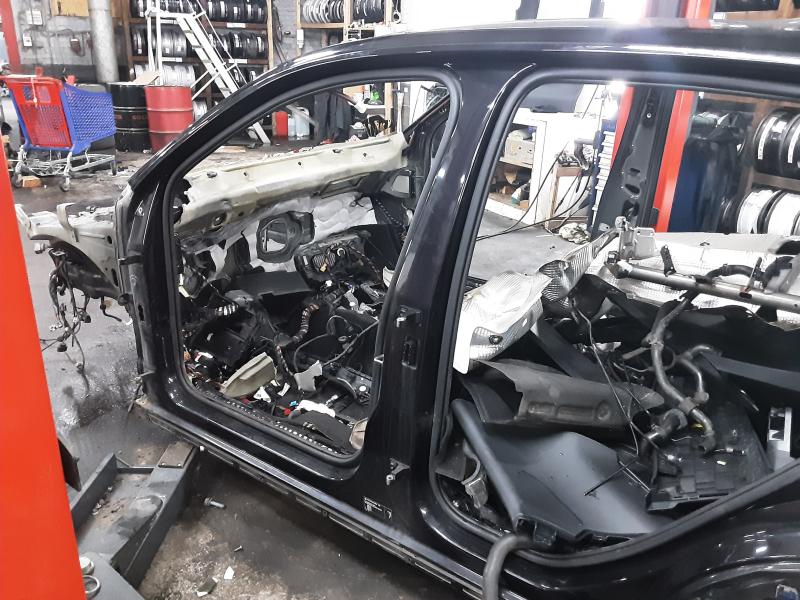 MIDDENSTIJL CENTRAAL LINKS Vw T-ROC 10/17 - 4/22