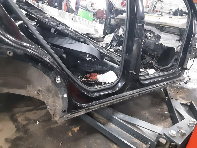 DREMPEL RECHTS Vw T-ROC 10/17 - 4/22