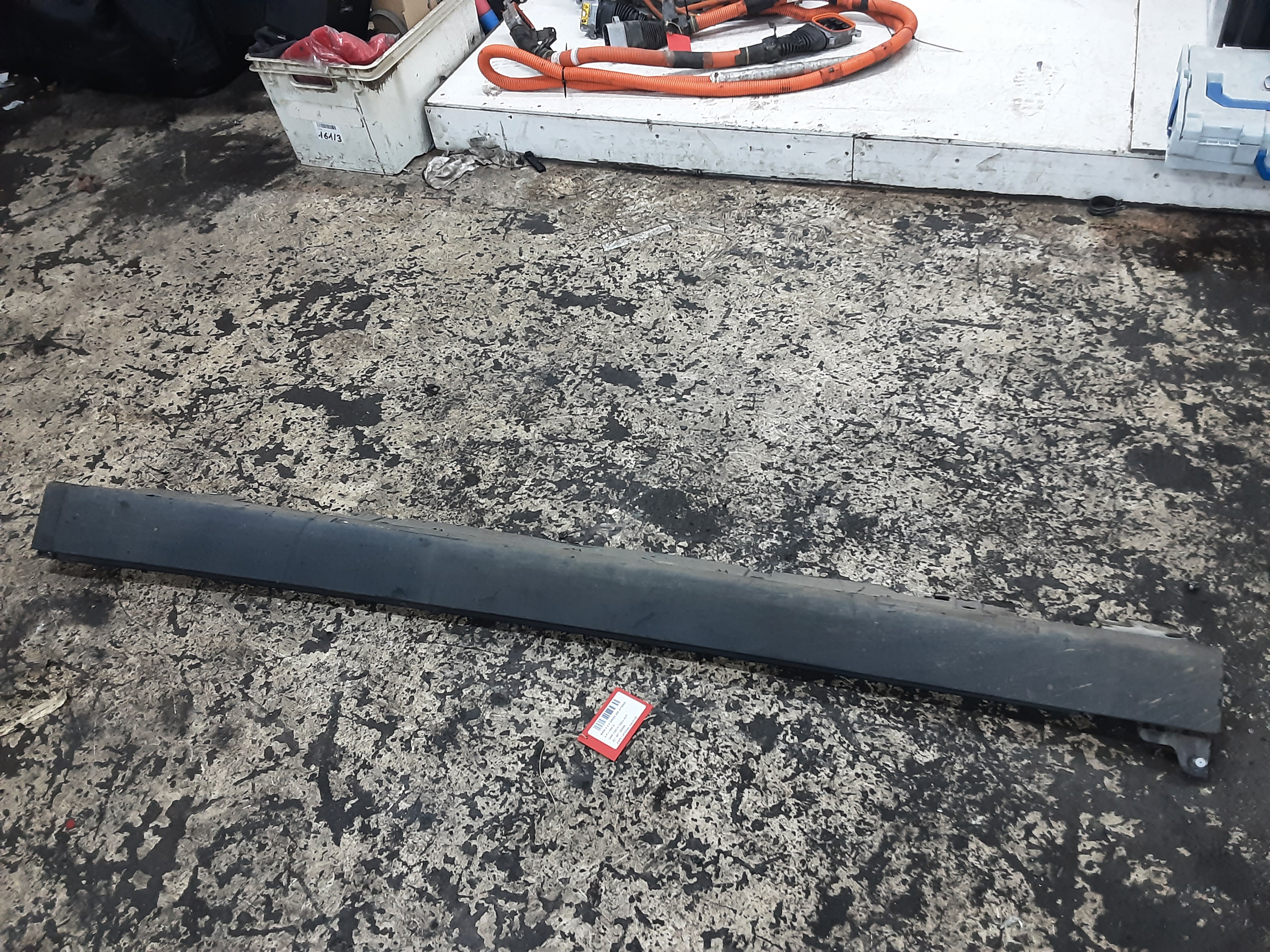 SIERLIJST DREMPEL LINKS