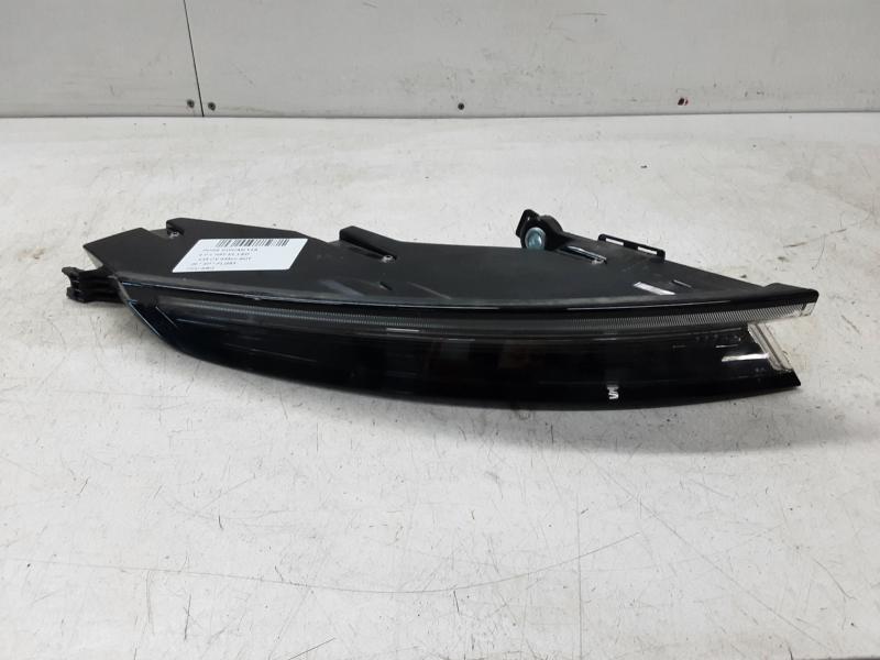 FEU ARRIERE GAUCHE Porsche TAYCAN 4S