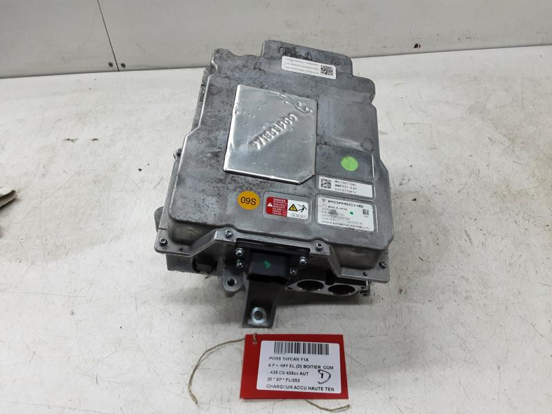 ACCULADER HOGE VOLTE Porsche TAYCAN 4S