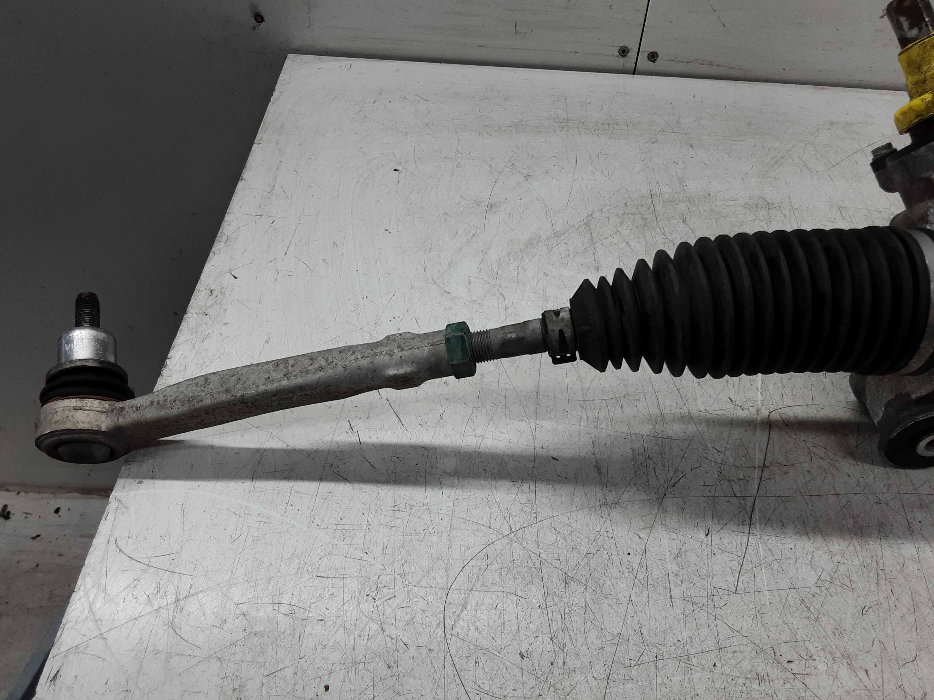 FRONT LEFT STEERING BAR