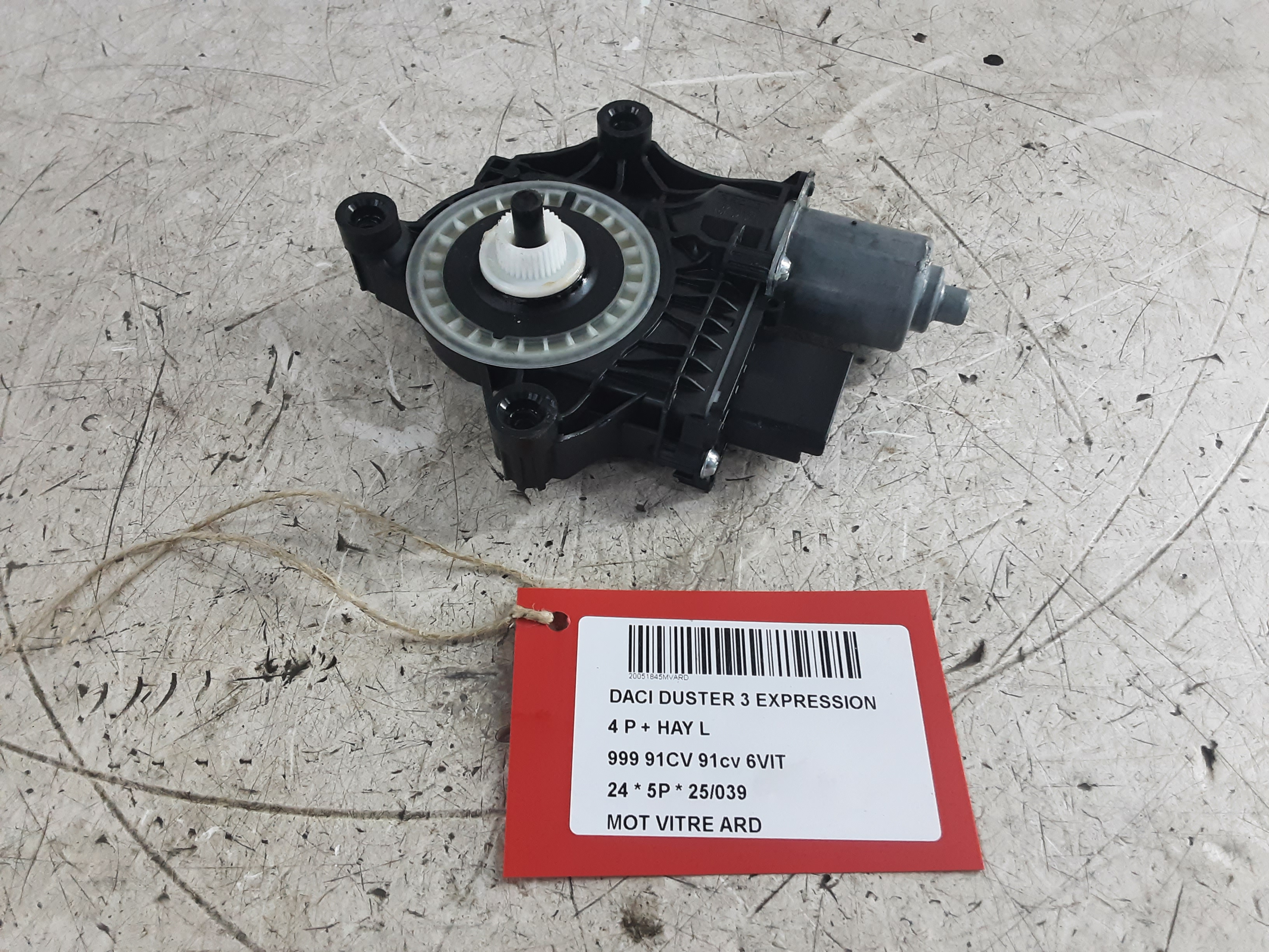 MOTOR RUITMECHANISME ACHTER RECHTS Dacia DUSTER 1/24+