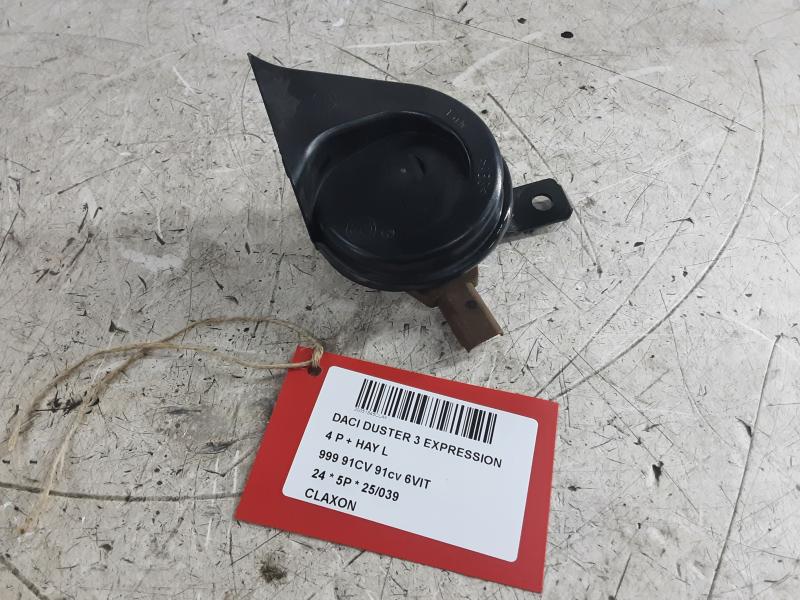 HUPE Dacia DUSTER 1/24+