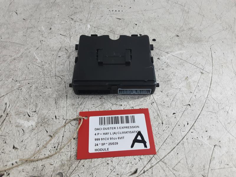 MODULE Dacia DUSTER 1/24+