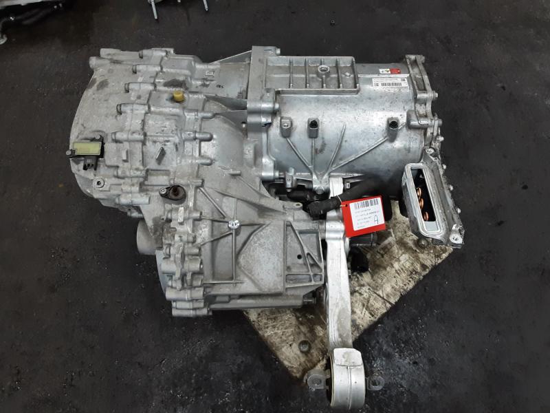 MOTOR Porsche TAYCAN 4S