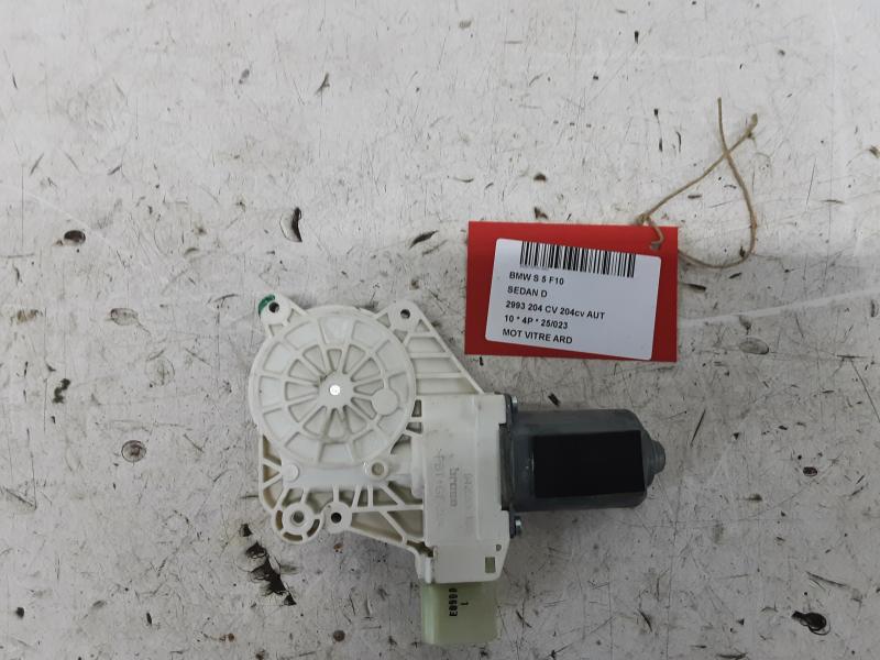 MOTEUR DE VITRE DE PORTE ARRIERE DROITE Bmw 5 F10/F11 03/10 - 17