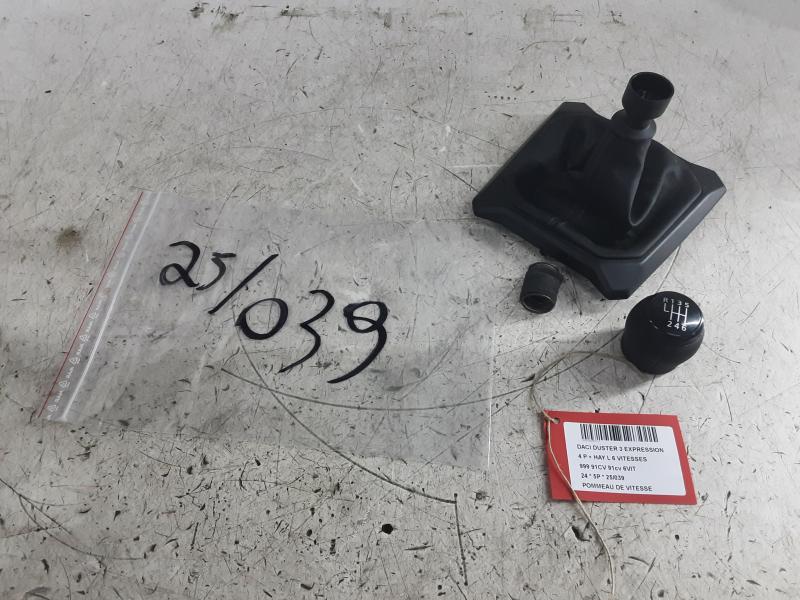 POOK KNOP Dacia DUSTER 1/24+