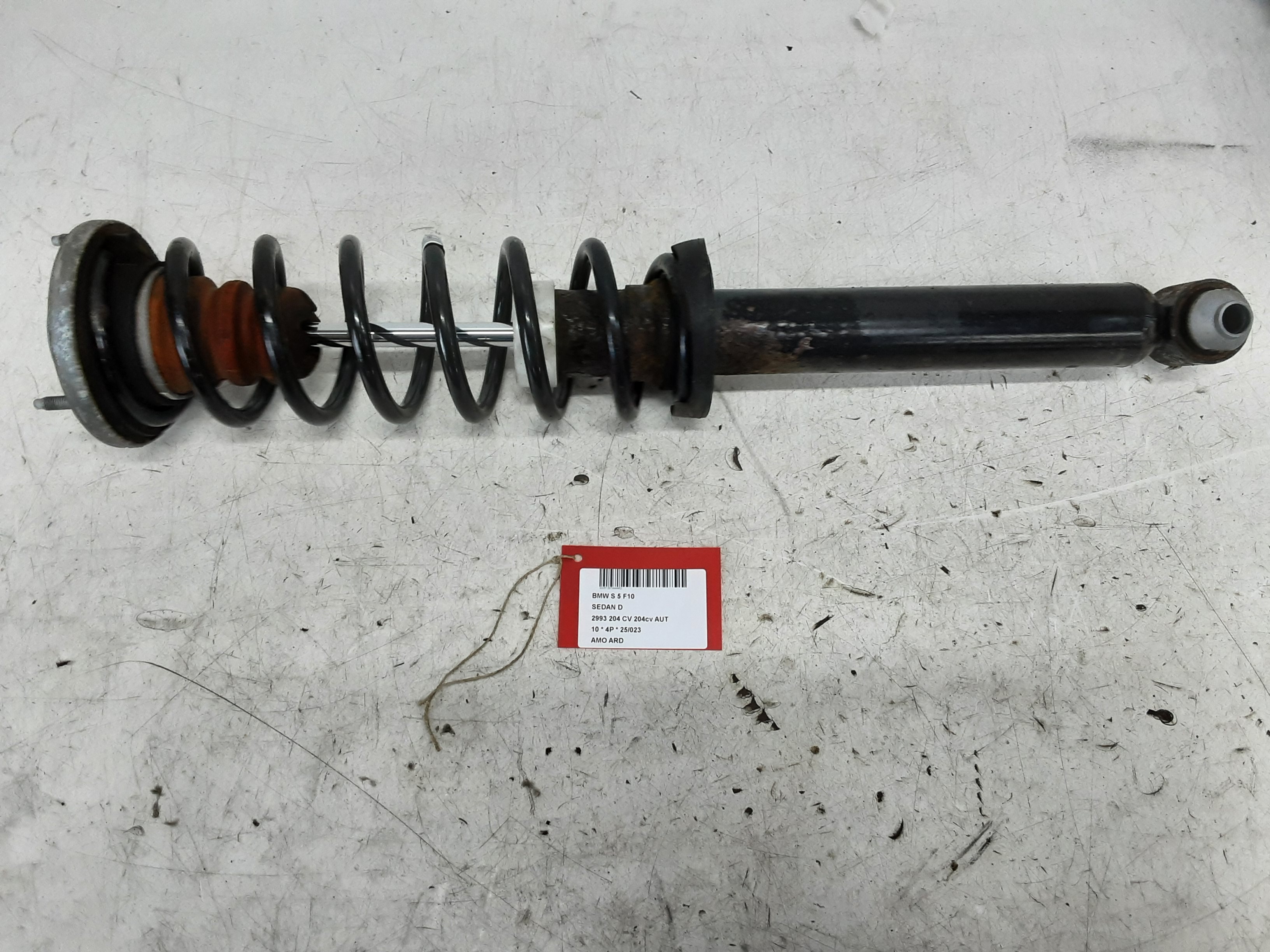 AMORTISSEUR ARRIERE DROITE