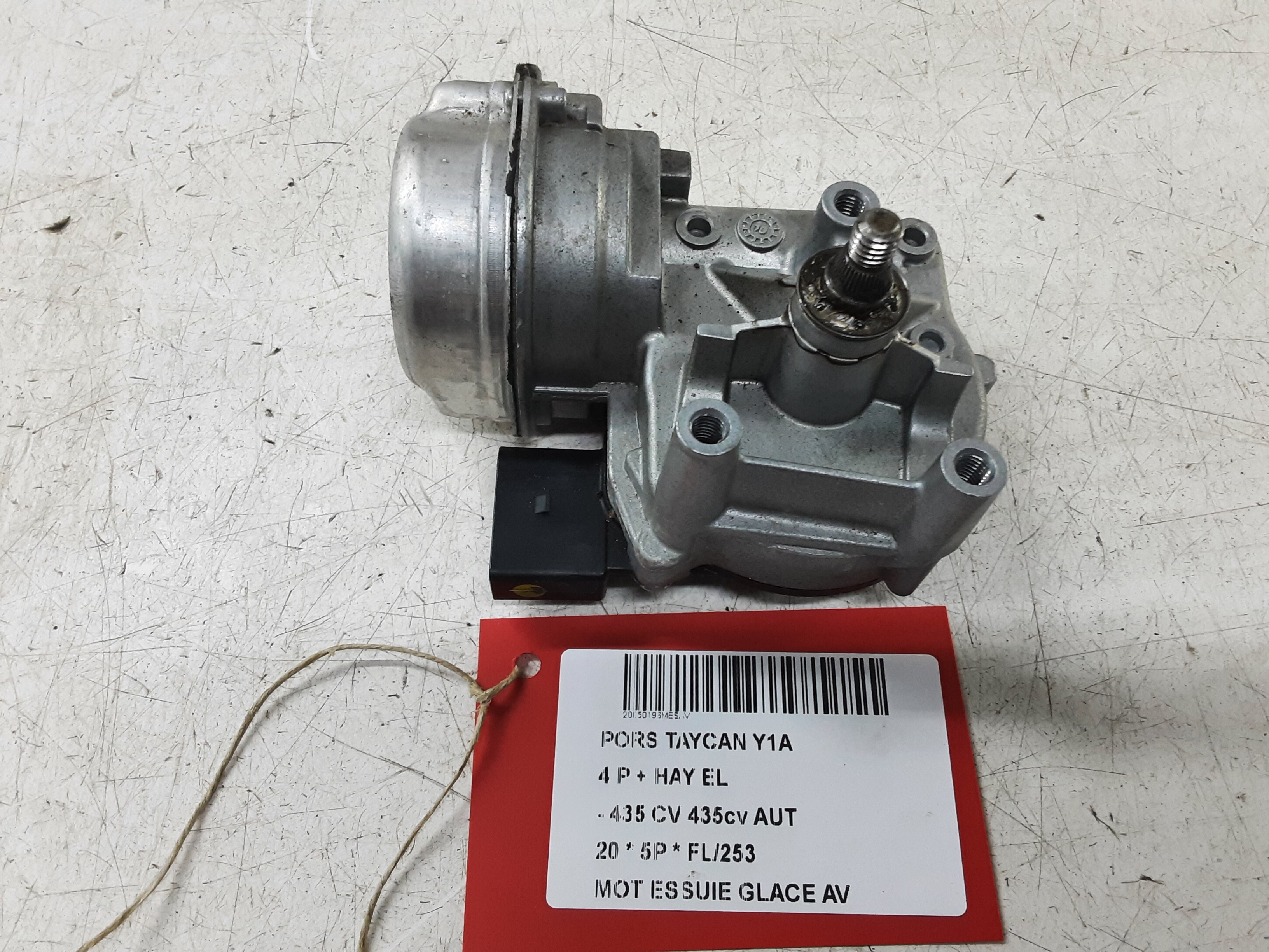 MOTOR RUITENWISSERS VOOR