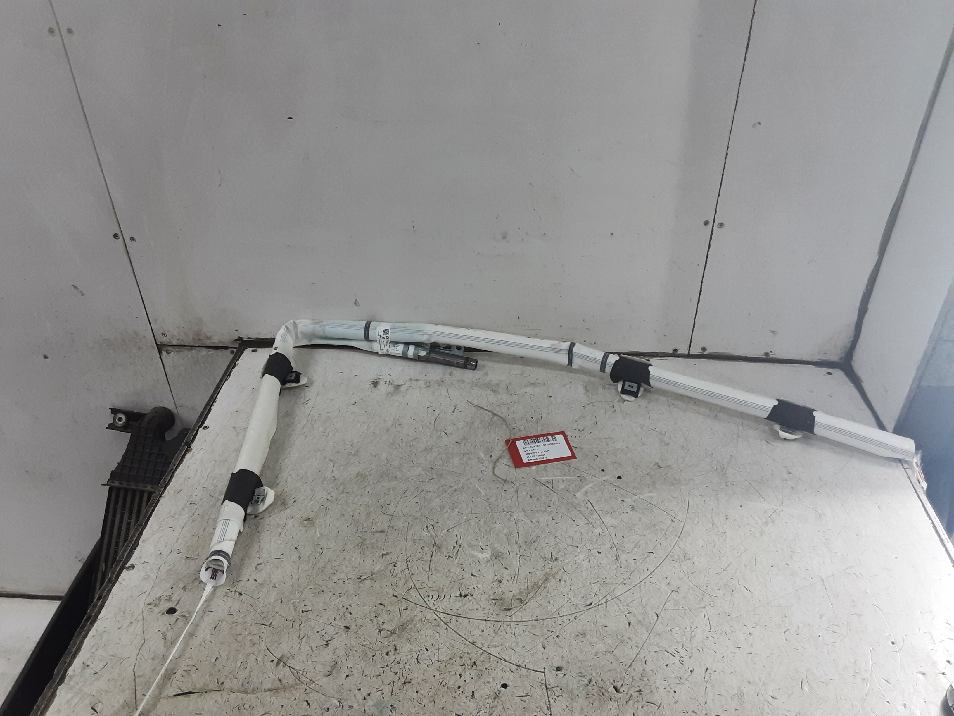 AIRBAG DE TOIT COTE GAUCHE