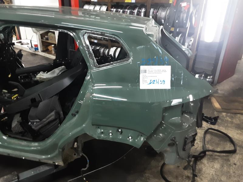 HINTERER LINKER FLÜGEL Dacia DUSTER 1/24+