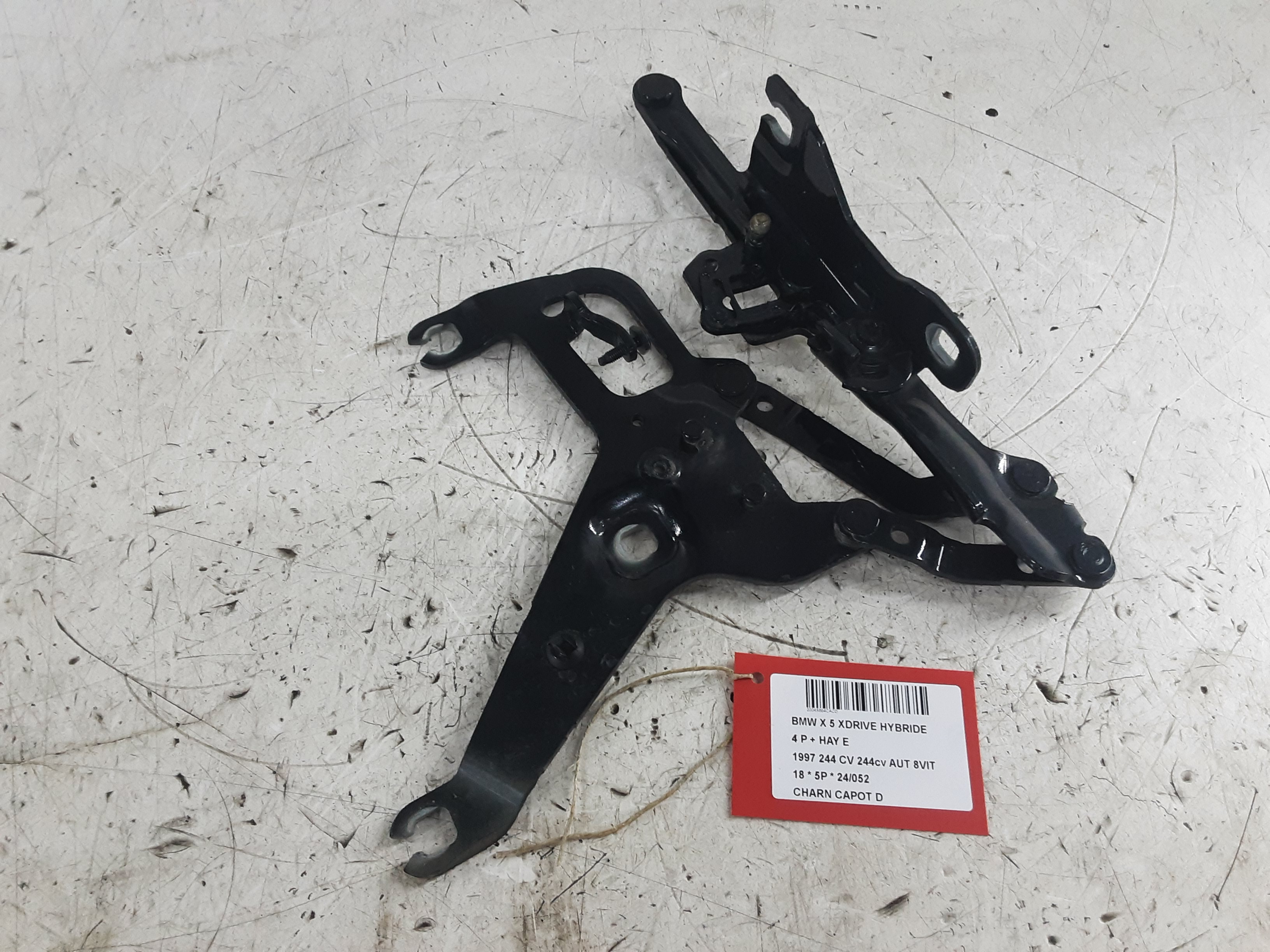 CHARNIERE DE CAPOT DROITE