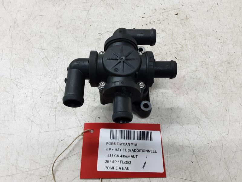 WASSERPUMPE Porsche TAYCAN 4S