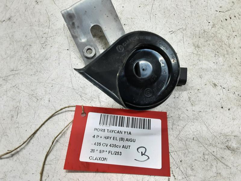 HUPE Porsche TAYCAN 4S