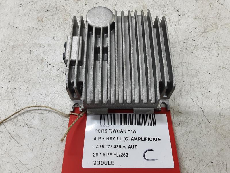 MODULE Porsche TAYCAN 4S