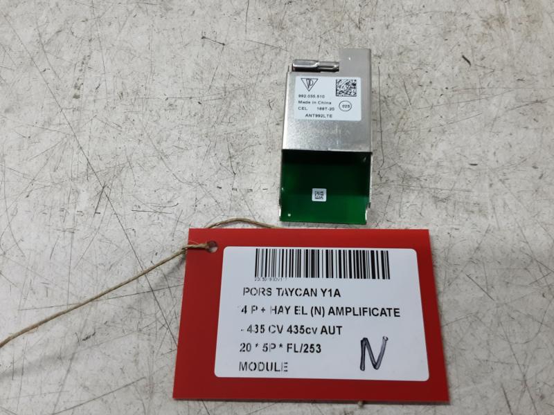 MODULE Porsche TAYCAN 4S