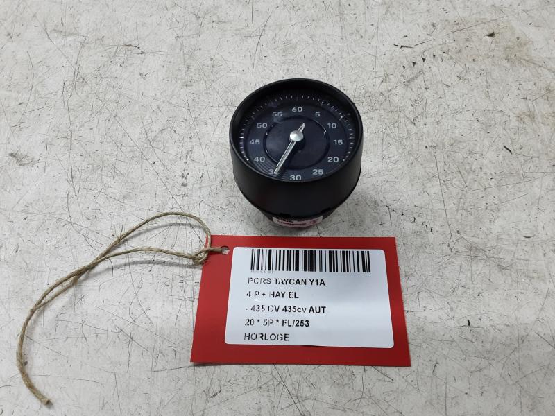 KLOK DASHBOARD Porsche TAYCAN 4S