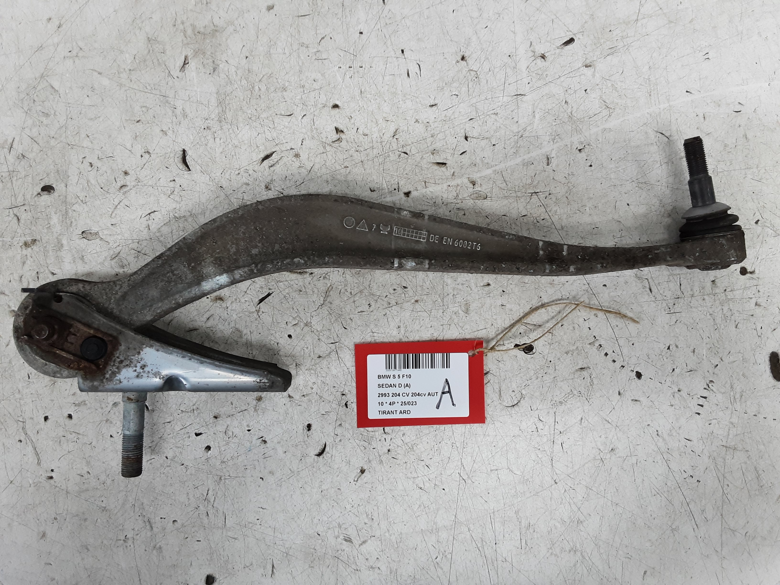 DRAAGARM ACHTER RECHTS