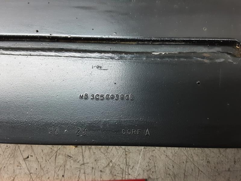 TRAVERSE CENTRALE Ford RANGER (3) 02/19+ 2ème FaceLift