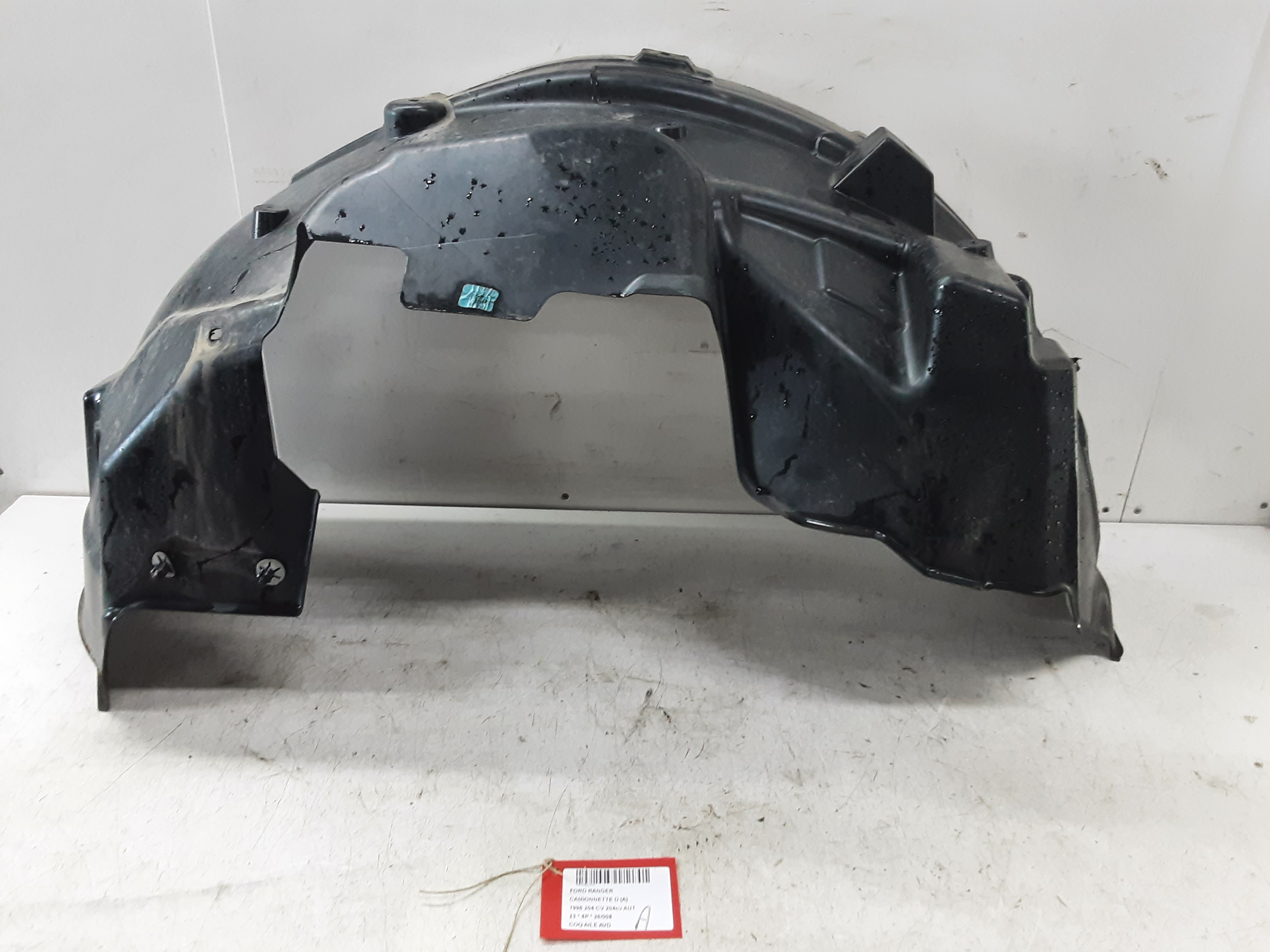 INNER FENDER RIGHT FRONT