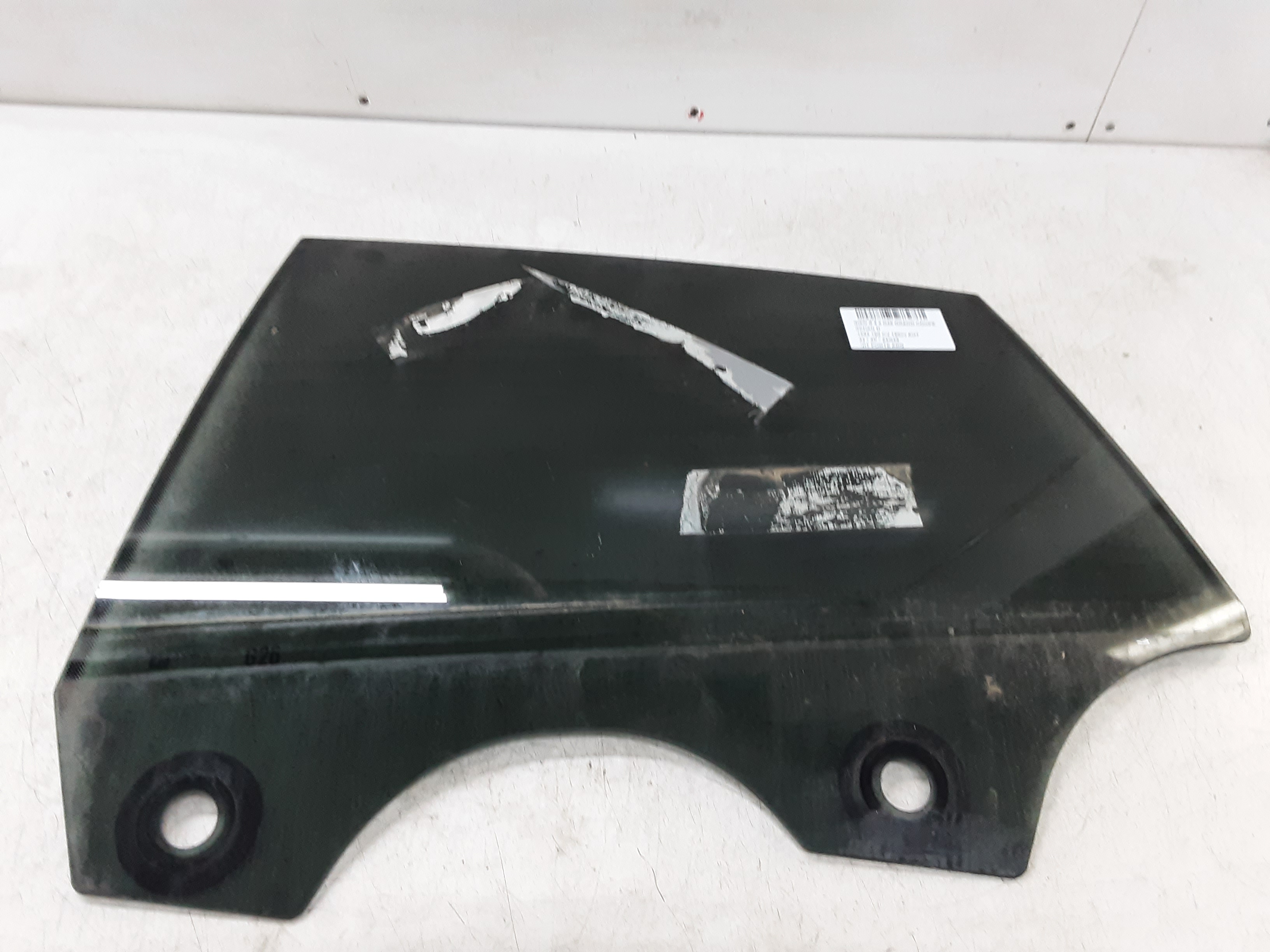 LEFT REAR DOOR WINDOW