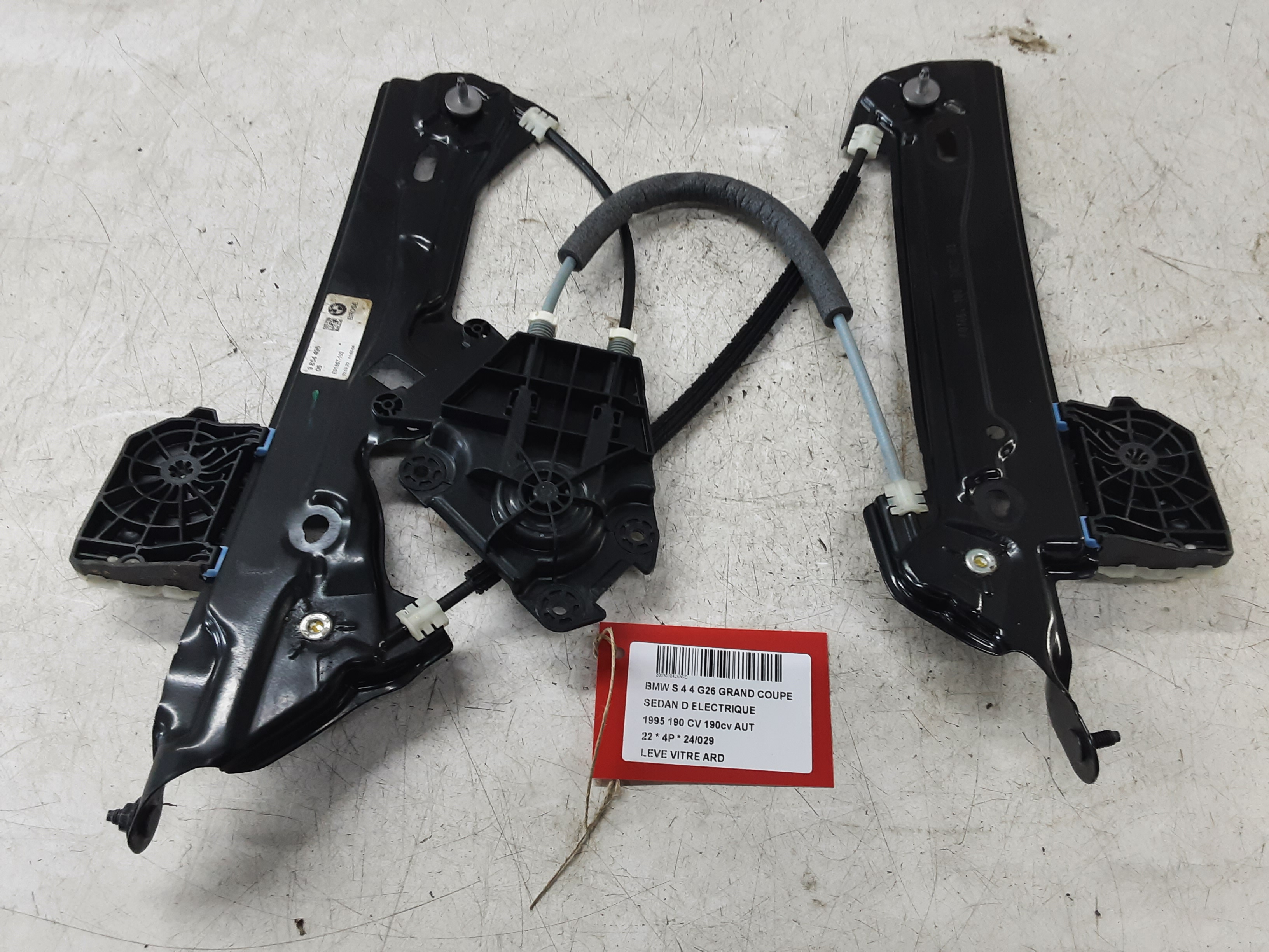 REAR RIGHT WINDOW DOOR MECHANISM