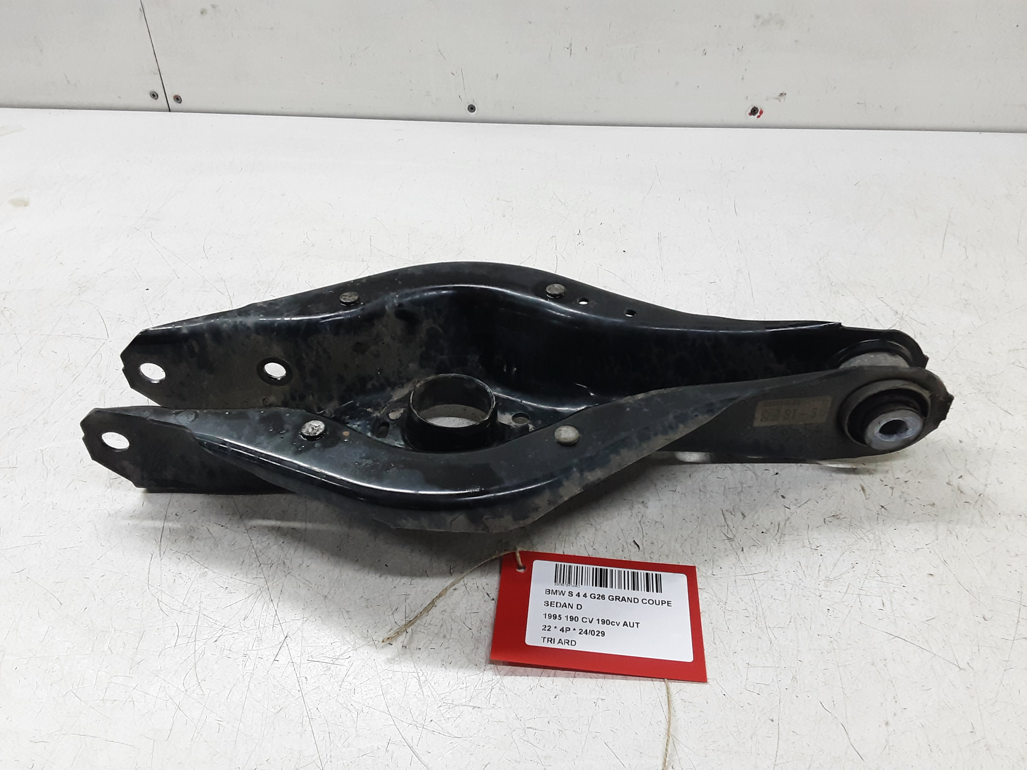 DRAAGARM ACHTER RECHTS