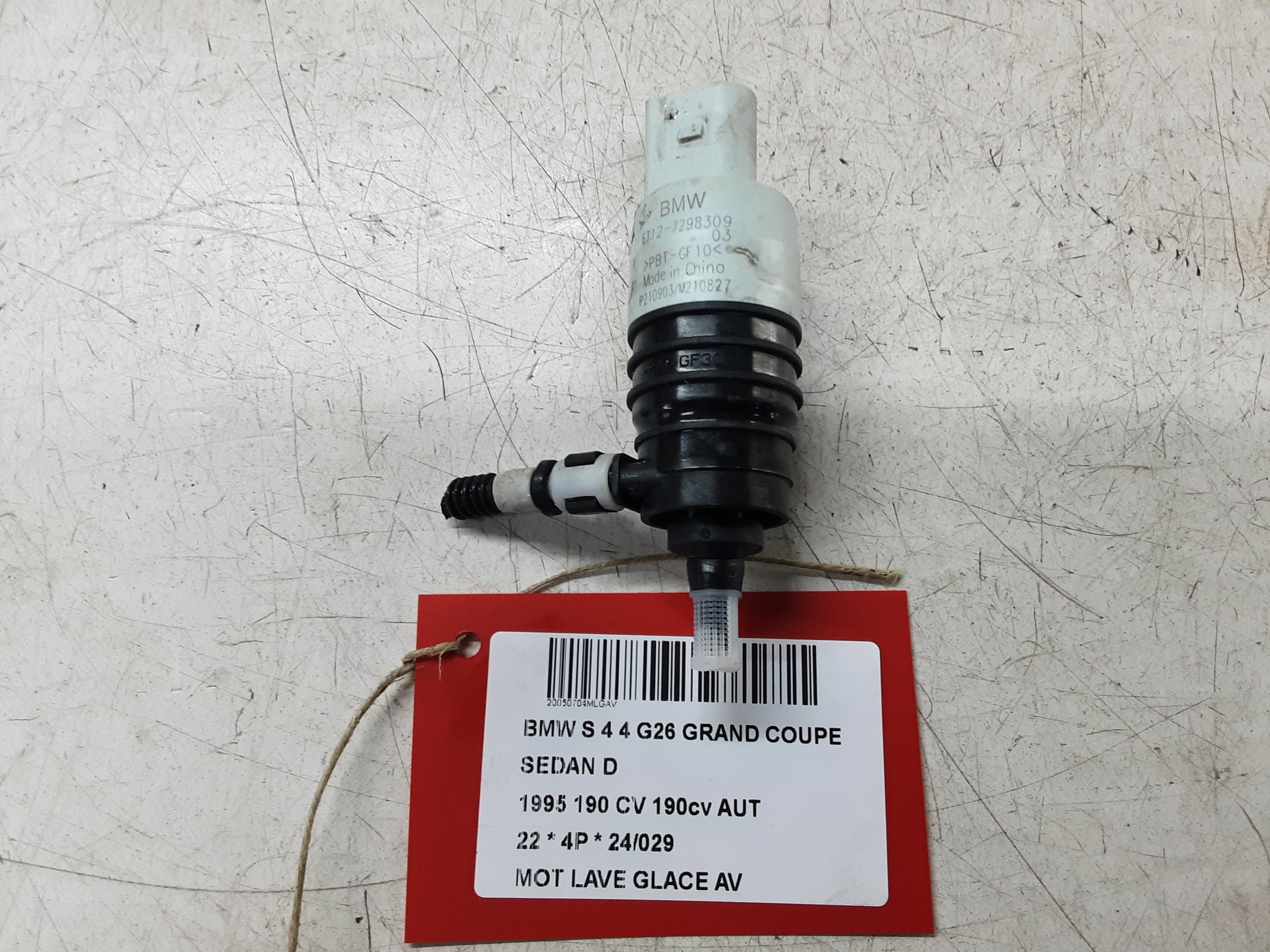 MOTOR RUITENWASSERS VOOR