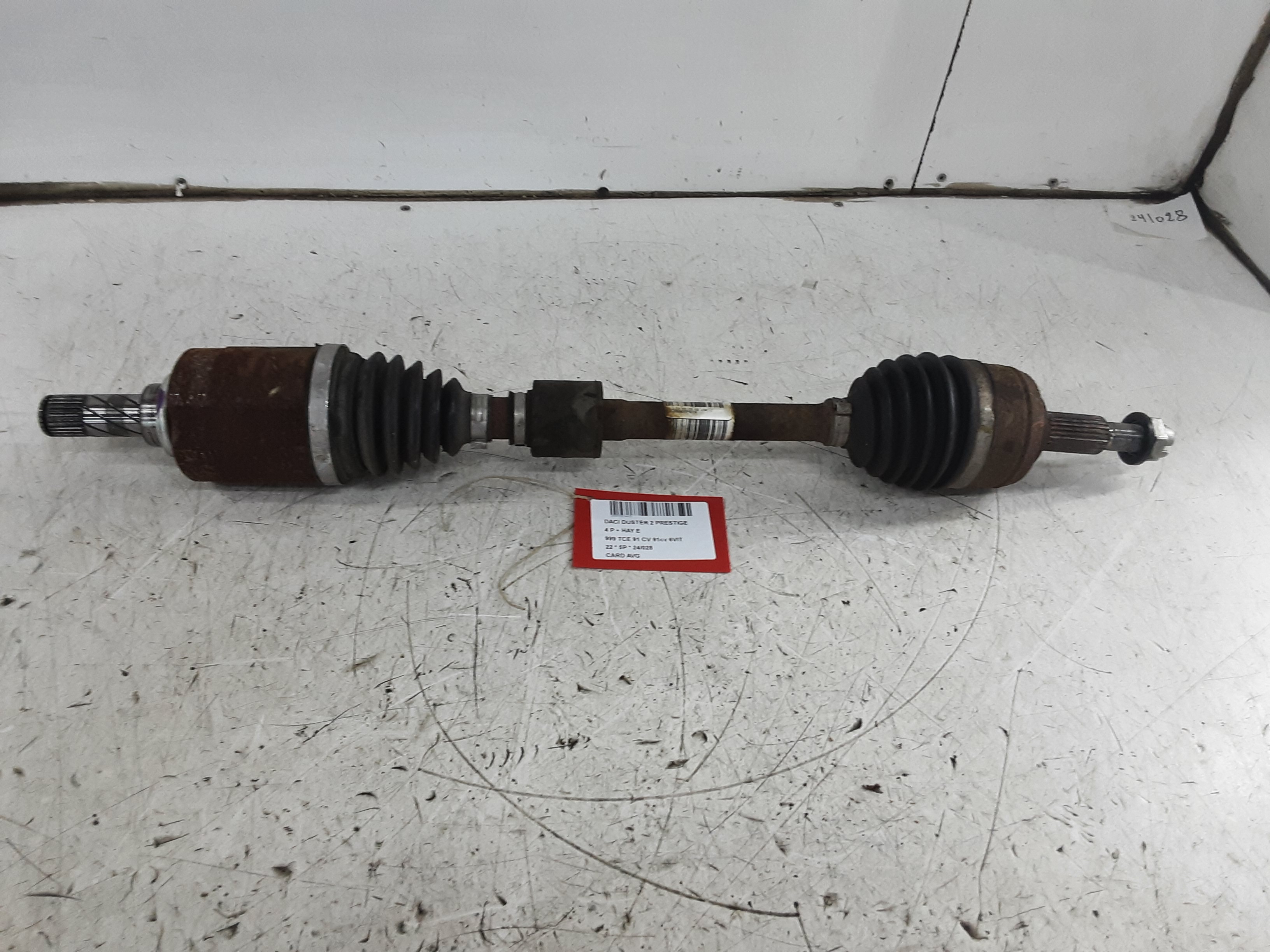 CARDAN AVANT GAUCHE Dacia DUSTER 1/18 - 24