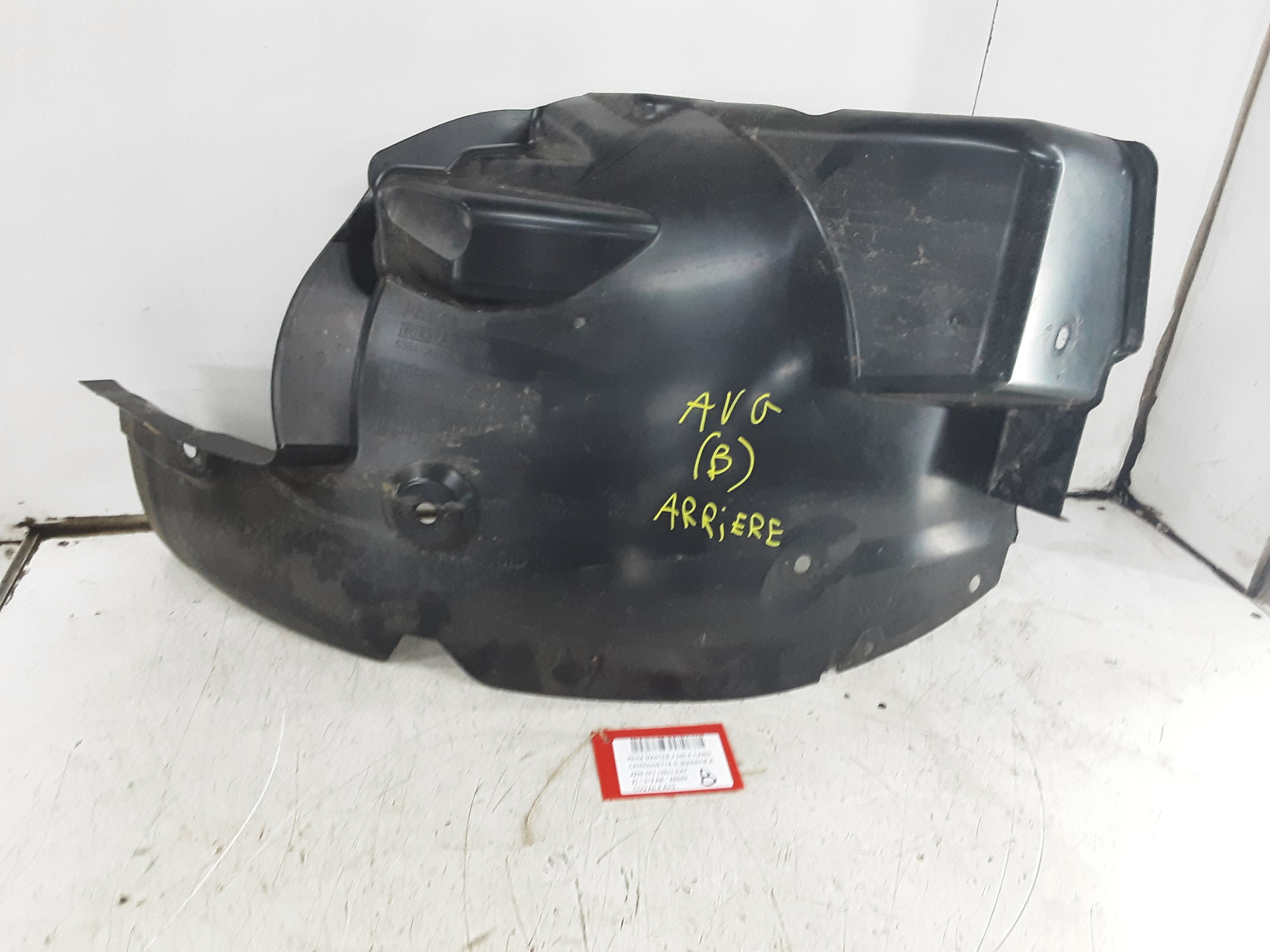 BINNEN SPATBORD LINKS VOOR