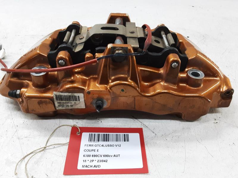 REMKLAUW VOOR RECHTS Ferrari GTC4LUSSO