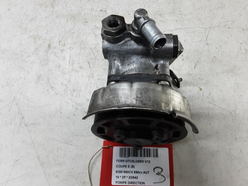 BESTUURINGSPOMP Ferrari GTC4LUSSO