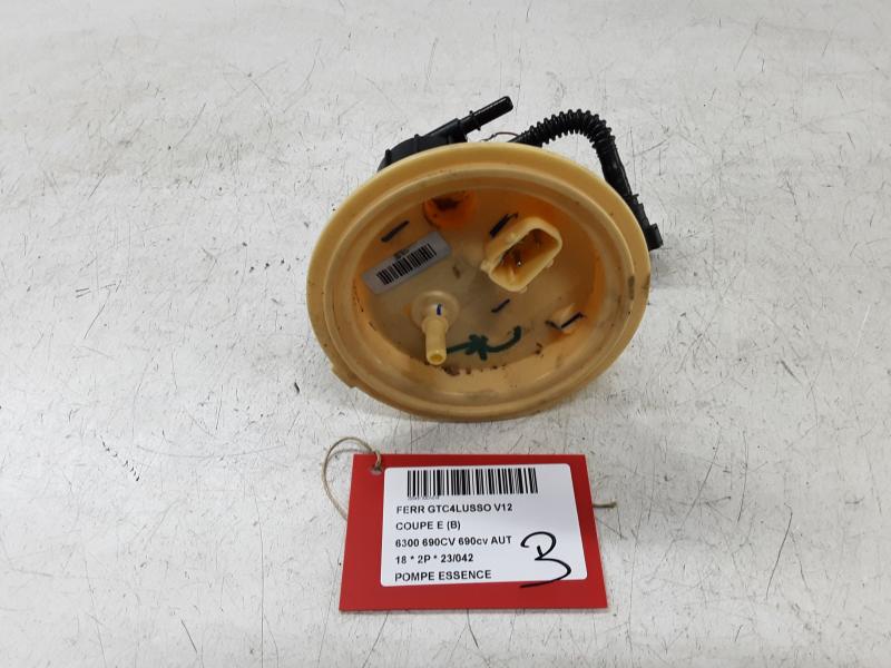 POMPE A ESSENCE Ferrari GTC4LUSSO