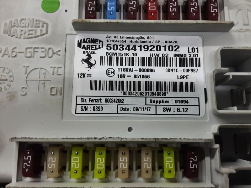 BOITE A FUSIBLES Ferrari GTC4LUSSO