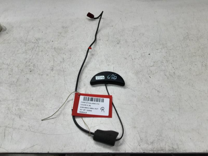 MODUL Ferrari GTC4LUSSO