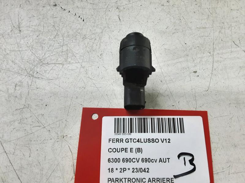 PARKEERSENSOREN ACHTER Ferrari GTC4LUSSO