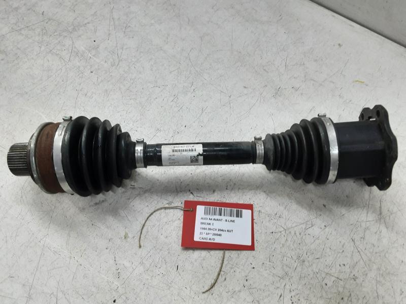 AANDRIJFAS VOOR RECHTS Audi A4 09/19 - 25