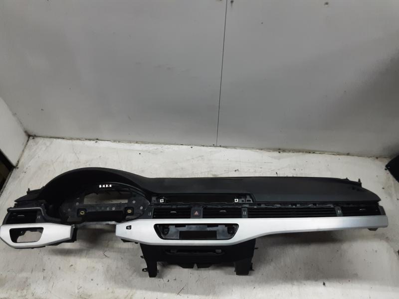 TABLEAU DE BORD Audi A4 09/19 - 25