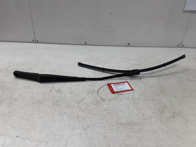SCHEIBENWISCHERARM LINKS VORNE Audi A4 09/19 - 25
