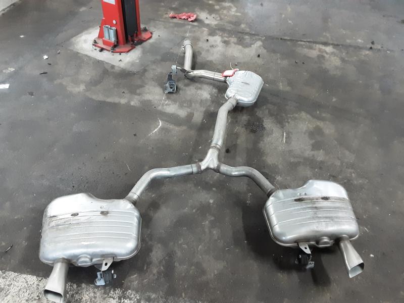 AUSPUFF ENDTOPF Audi A4 09/19 - 25