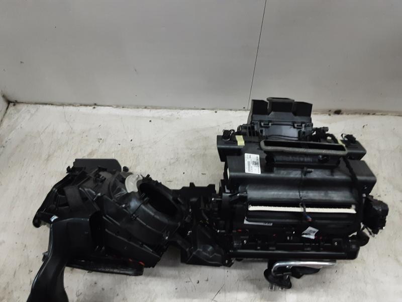 KACHELRADIATOR Audi A4 09/19 - 25