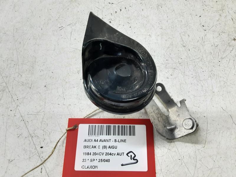 HUPE Audi A4 09/19 - 25