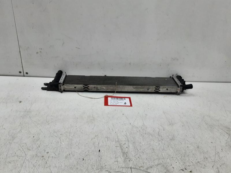 RADIATEUR Dacia DUSTER 1/18 - 24