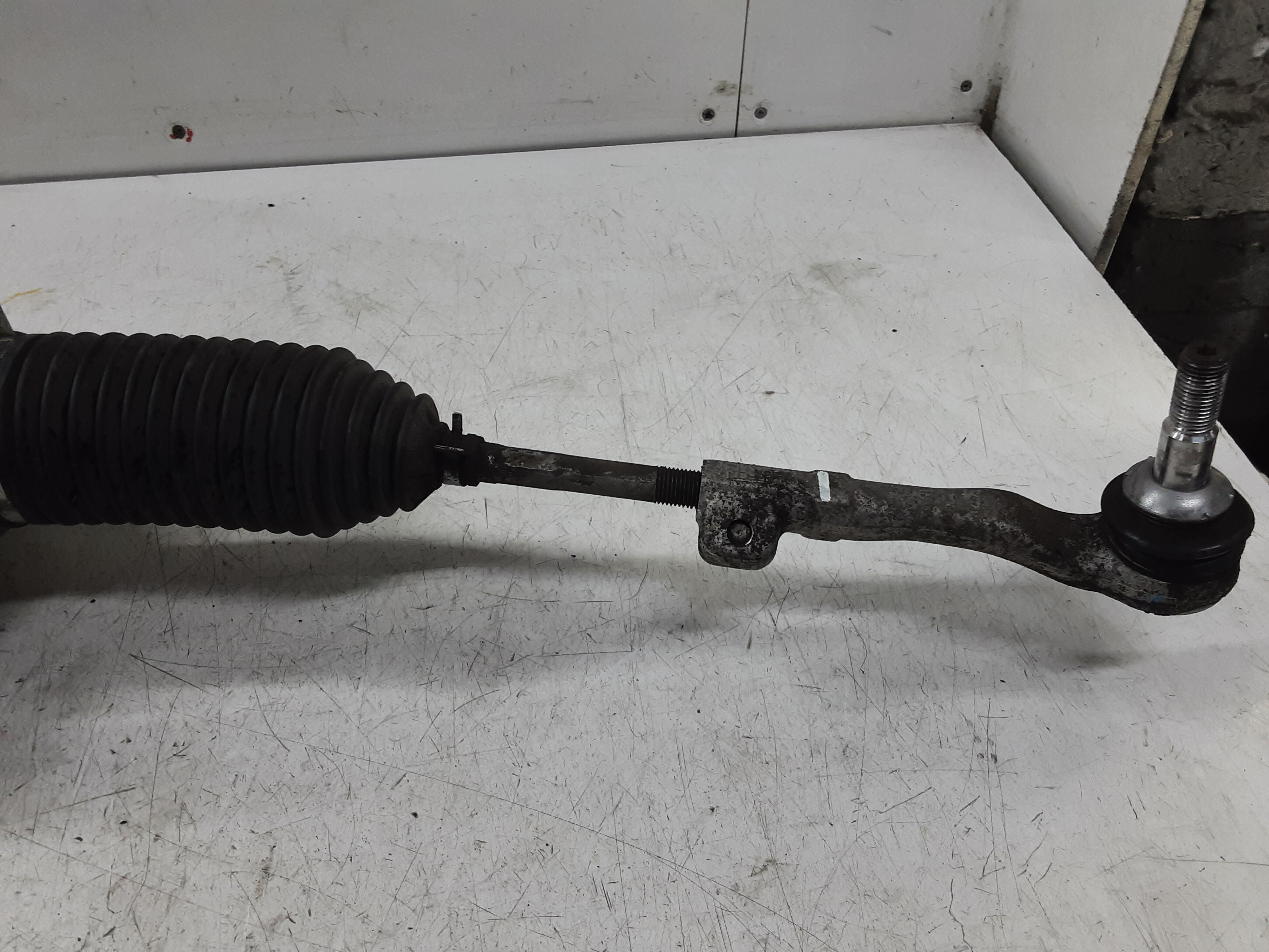 VORDERE LENKSTANGE RECHTS