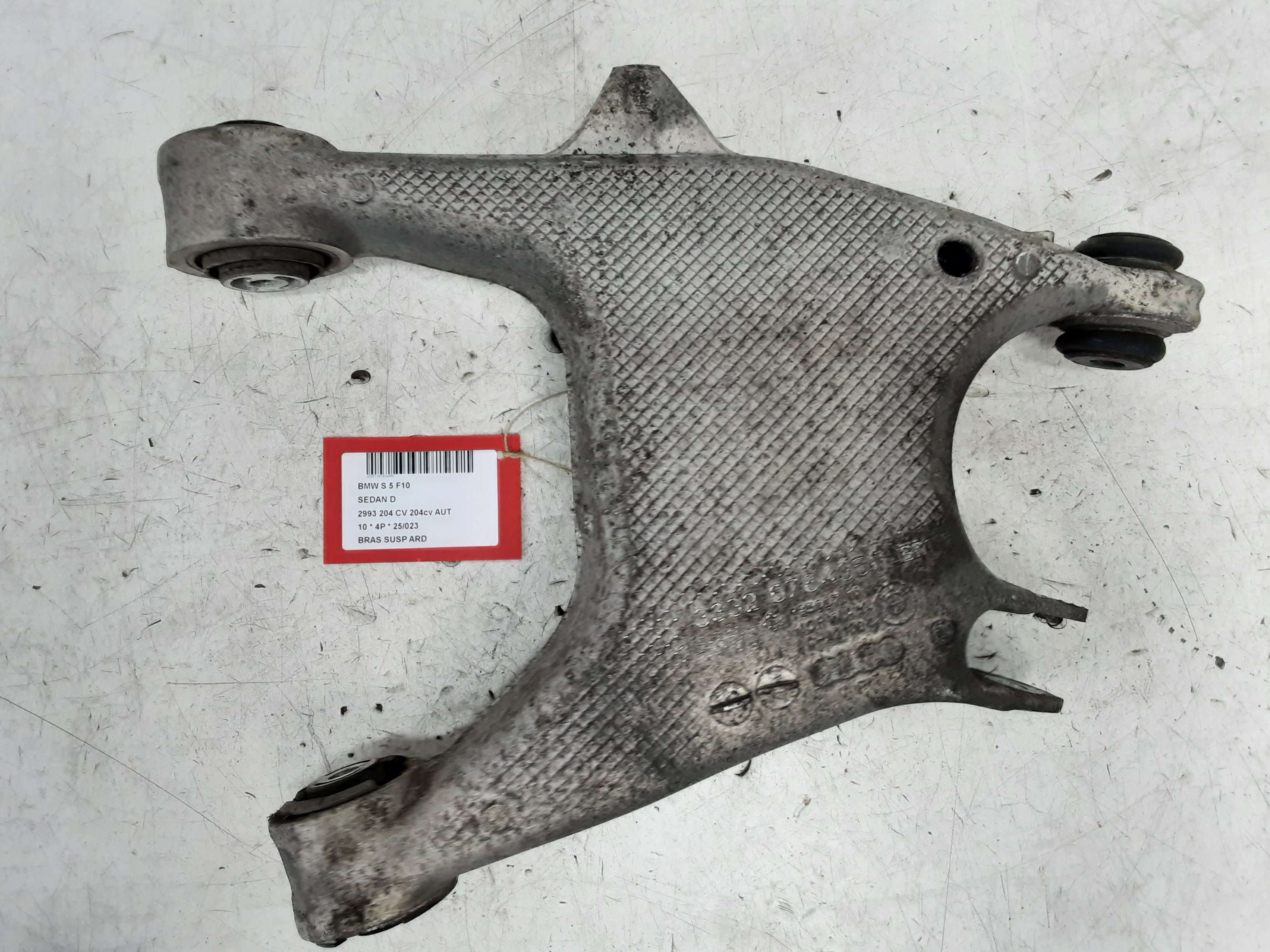 BRAS DE SUPENSION ARRIERE DROIT