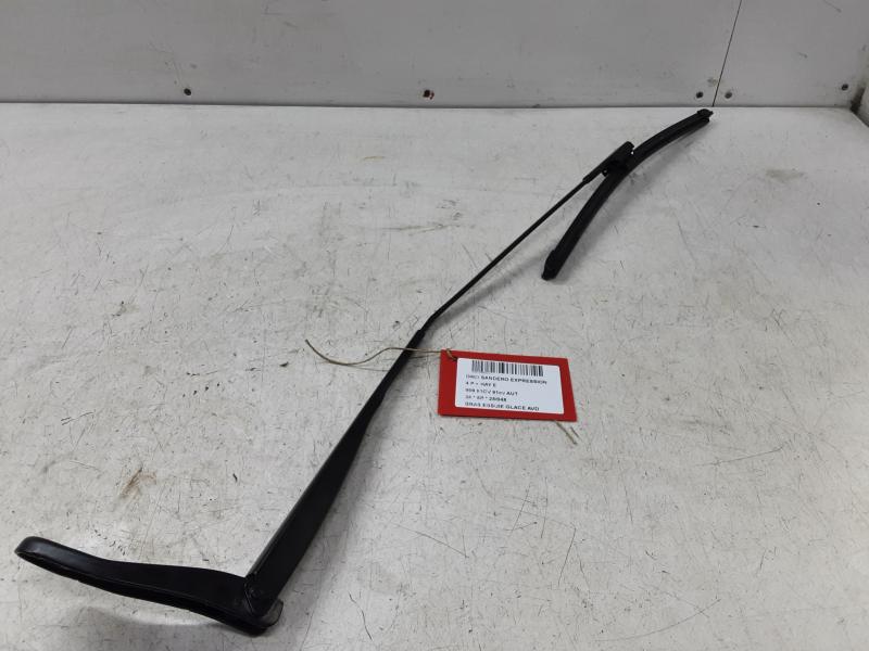 BRAS D'ESSUIE-GLACE AVANT DROIT Dacia SANDERO 1/21 +