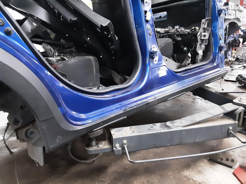 DREMPEL RECHTS Dacia SANDERO 1/21 +