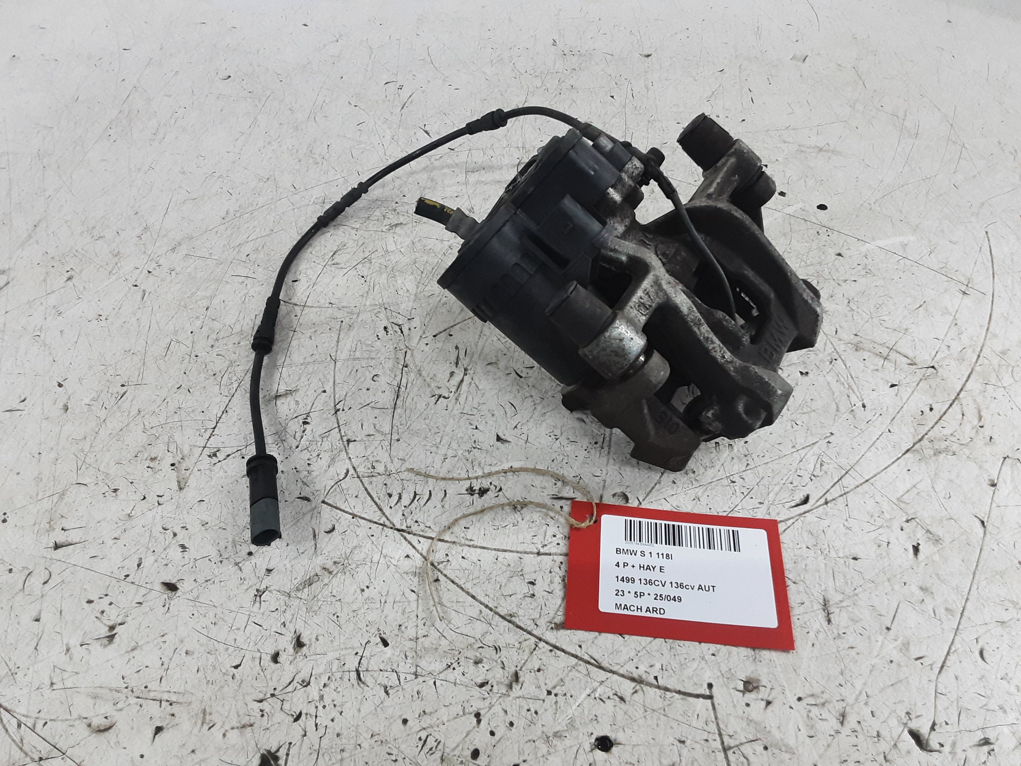 REMKLAUW ACHTER RECHTS Bmw 1 F40 7/19+