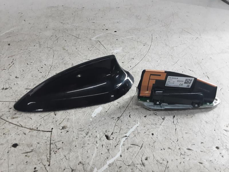 ANTENNE Bmw 1 F40 7/19+